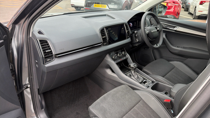 Skoda Karoq 1.5 TSI SE L Edition 5dr DSG Petrol Estate - Image 2